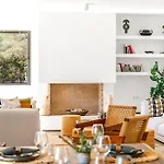 Paolina Villa *